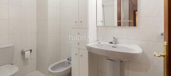 1 bedroom Apartment in Oviedo, Spain No. 138837 13