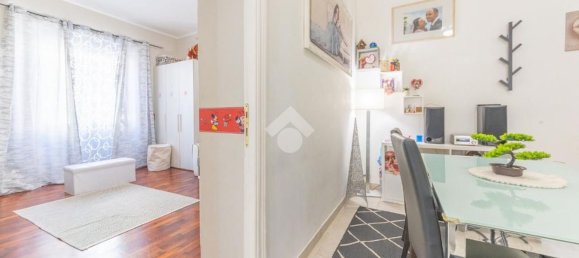 3 rooms Apartment in Rome, Italy No. 2017 12