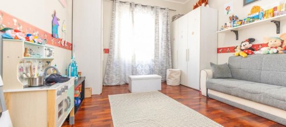 3 rooms Apartment in Rome, Italy No. 2017 31