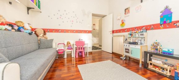 3 rooms Apartment in Rome, Italy No. 2017 28