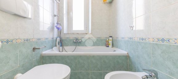 3 rooms Apartment in Rome, Italy No. 2017 37