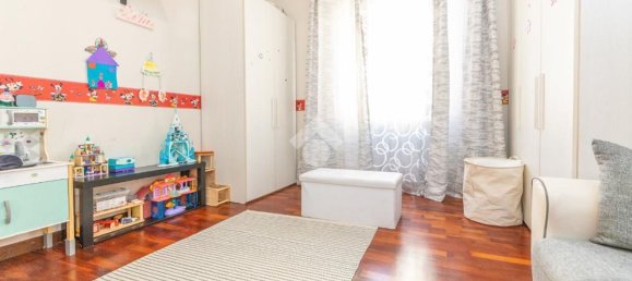 3 rooms Apartment in Rome, Italy No. 2017 30