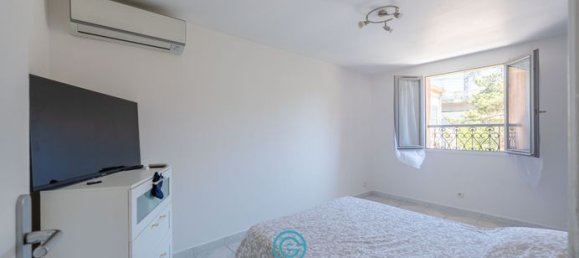 3 bedrooms House in Marseille, France No. 311410 3