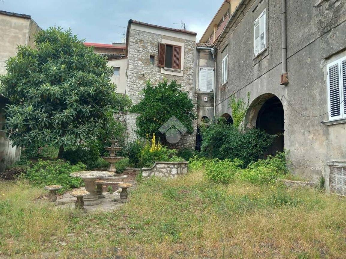 6 bedrooms House in Montesarchio, Italy No. 116531