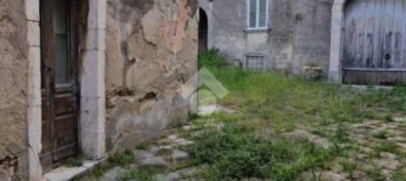 6 bedrooms House in Montesarchio, Italy No. 116531 10