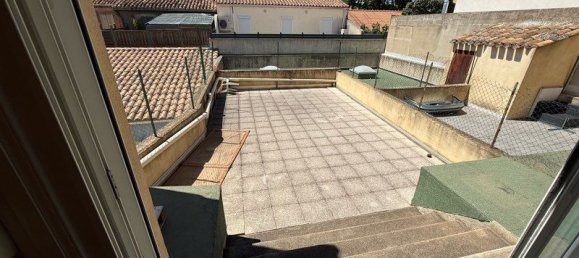 Studio in Miramas, France No. 280268 3