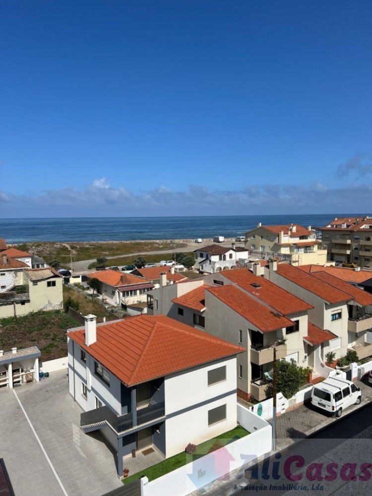 Dúplex de 3 dormitorios en Esmoriz, Portugal No. 275523