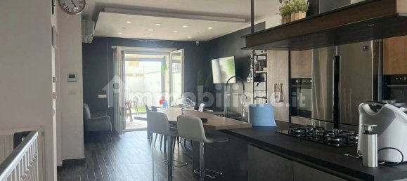 3 chambres Villa à Volla, Italy No. 320059 2