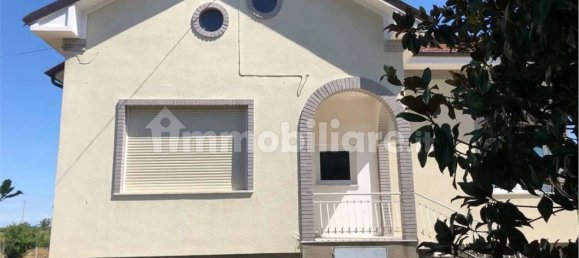 4 bedrooms Villa in Voghera, Italy No. 340645 2