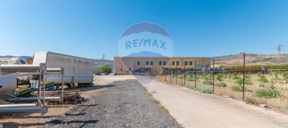Склад 800м² в Кальтаджироне, Италия № 88040 19