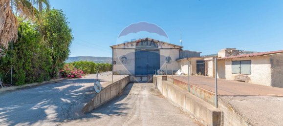 Склад 800м² в Кальтаджироне, Италия № 88040 21