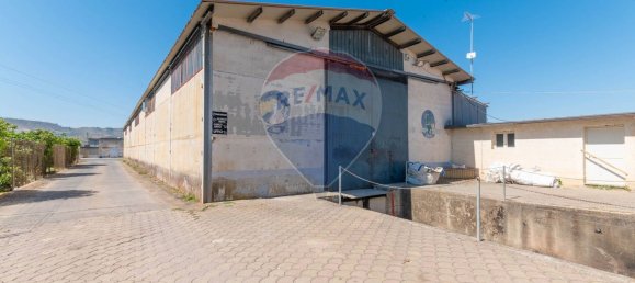 Склад 800м² в Кальтаджироне, Италия № 88040 11