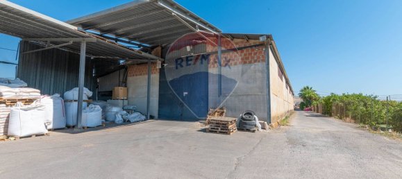 Склад 800м² в Кальтаджироне, Италия № 88040 3