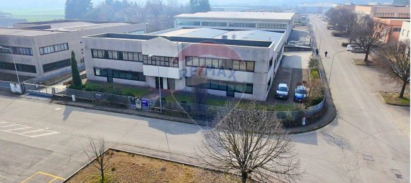 1400m² Warehouse in Traversetolo, Italy No. 309374 30