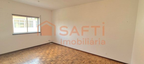 2 Schlafzimmer Wohnung in Leiria, Portugal, Nr. 215378 2