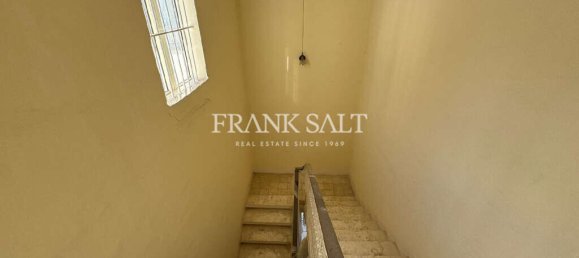 5 bedrooms Townhouse in Sliema, Malta No. 1500 33