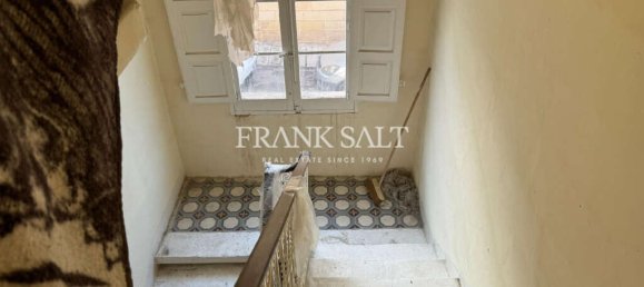 5 bedrooms Townhouse in Sliema, Malta No. 1500 4