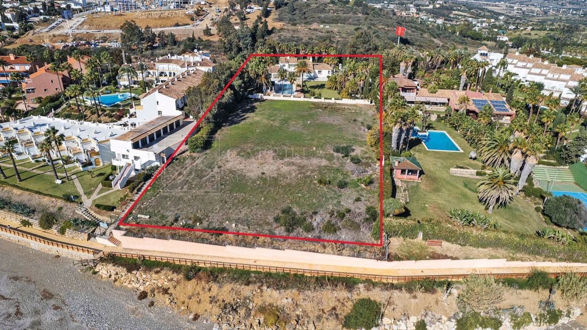 Terreno en Estepona, Spain No. 149356