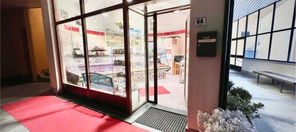 Gewerbliche Immobilie in Gressan, Italy 35m², Nr. 124585 5