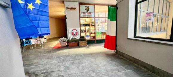 Gewerbliche Immobilie in Gressan, Italy 35m², Nr. 124585 9