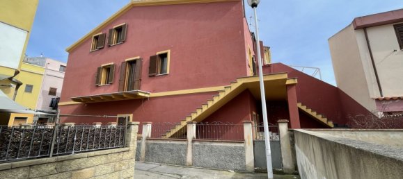 Dúplex de 5 habitaciónes en Sardinia, Italy No. 250579 5