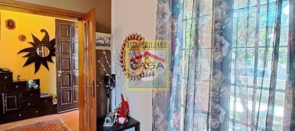 5 bedrooms Villa in Pisa, Italy No. 221649 13