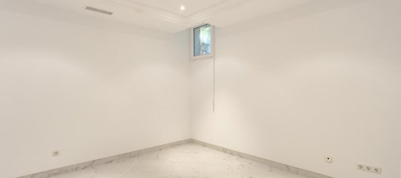 8 Schlafzimmer Villa in Malaga, Spain, Nr. 130910 39