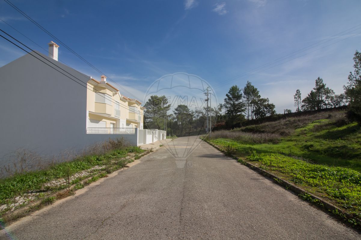  Land in Alenquer, Portugal No. 95749