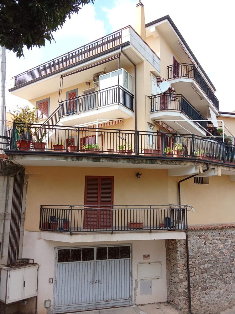 5 Schlafzimmer Grundstück in Amendolara, Italy, Nr. 374657