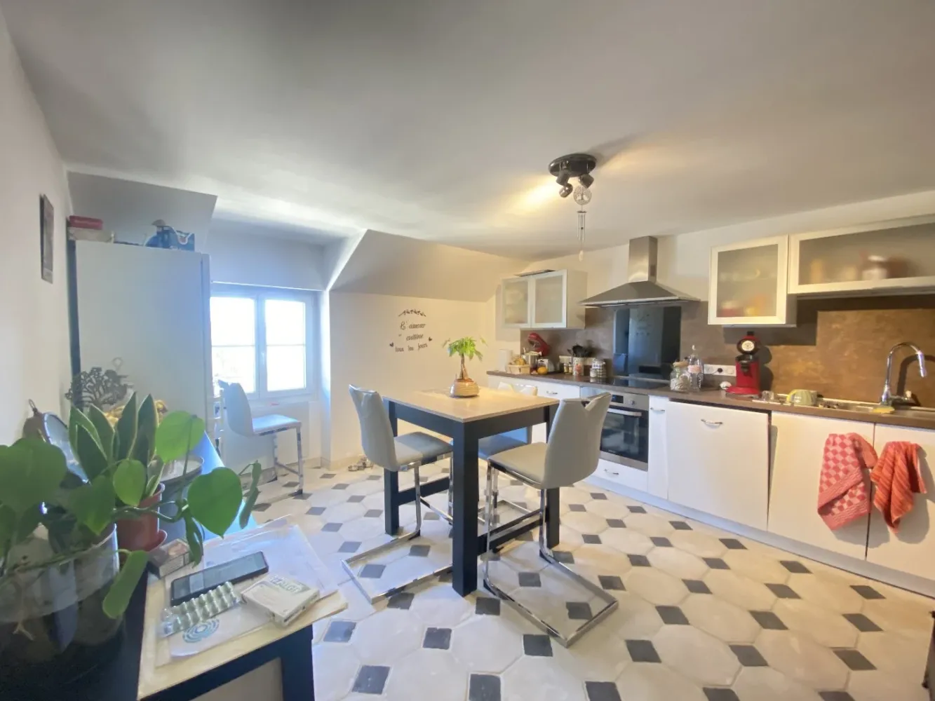 2 Schlafzimmer Wohnung in Uzerche, France, Nr. 351047