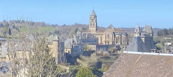 2 Schlafzimmer Wohnung in Uzerche, France, Nr. 351047 9