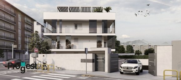 3 rooms Apartment in Naples, Italy No. 93139 4