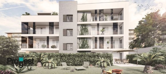 3 rooms Apartment in Naples, Italy No. 93139 6