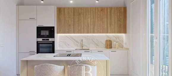 3 bedrooms Apartment in Eixample, Spain No. 143925 8