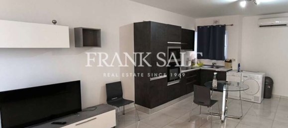 2 bedrooms Penthouse in Swieqi, Malta No. 5338 2
