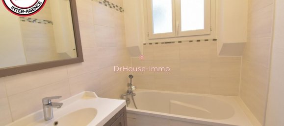 3 bedrooms Townhouse in Bonnieres-sur-Seine, France No. 179813 15