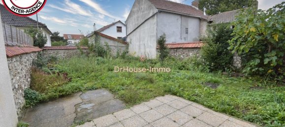 3 bedrooms Townhouse in Bonnieres-sur-Seine, France No. 179813 2