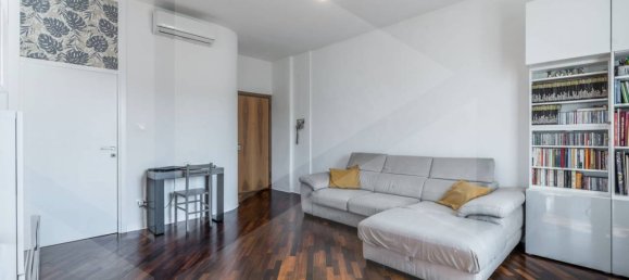 5غرفة شقة في Bologna, Italy رقم 26229 7