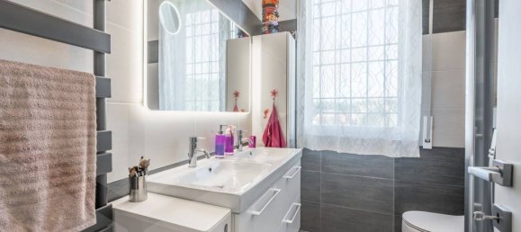 5غرفة شقة في Bologna, Italy رقم 26229 21