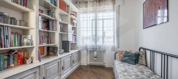 5غرفة شقة في Bologna, Italy رقم 26229 38