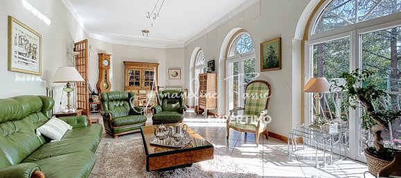 5 bedrooms House in Aveyron, France No. 353888 6