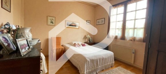 6 bedrooms House in Vineuil, France No. 50963 7