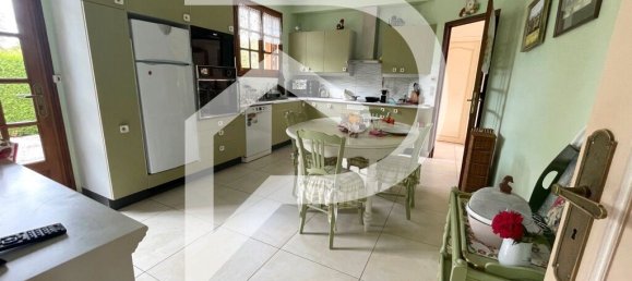 6 bedrooms House in Vineuil, France No. 50963 6