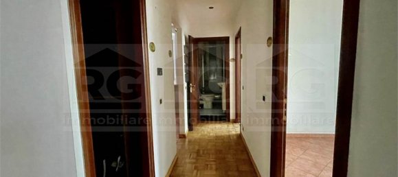 2 chambres Appartement à Genoa, Italy No. 105012 5