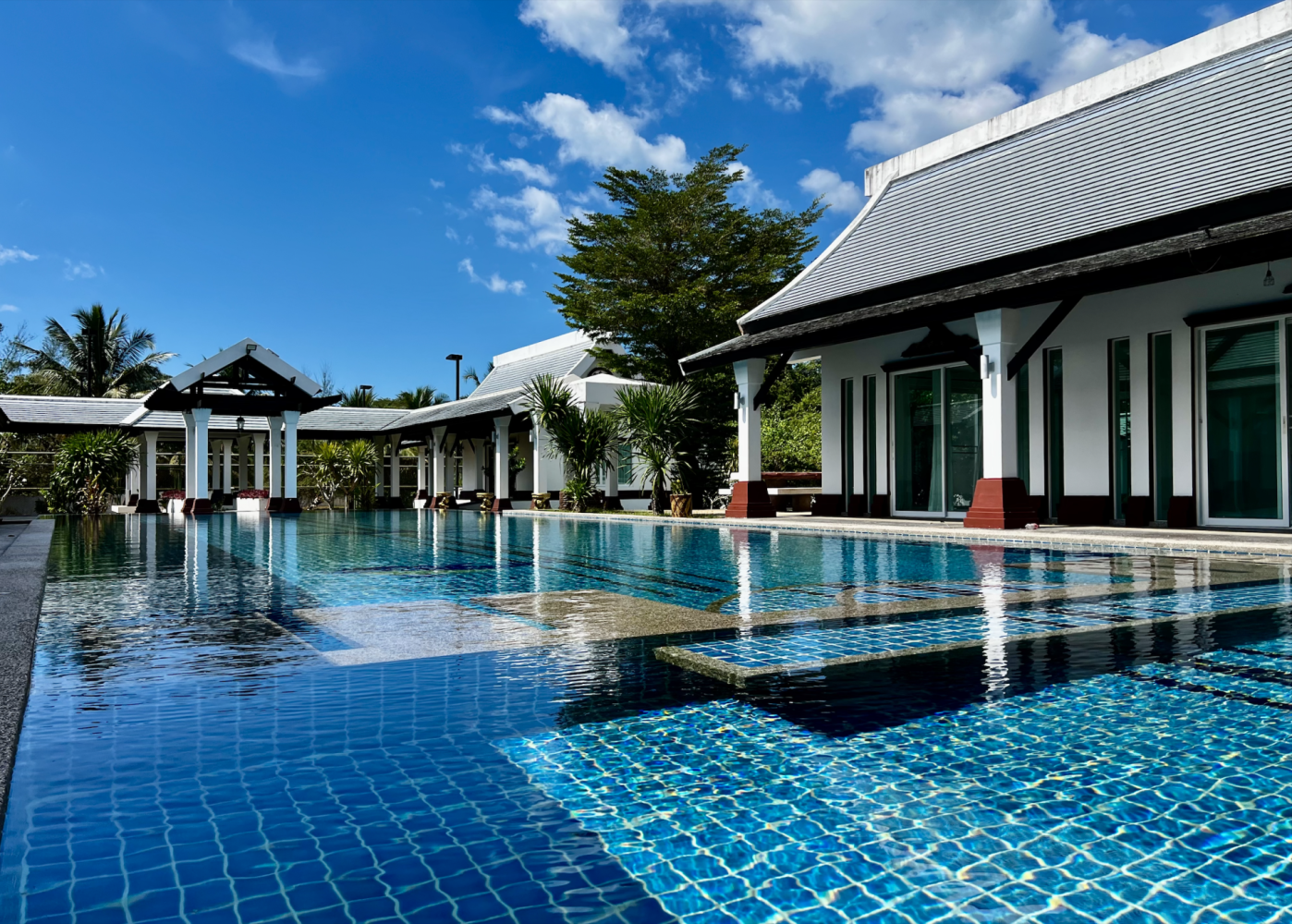 Villa de 6 dormitorios en Phang Nga, Thailand No. 73400