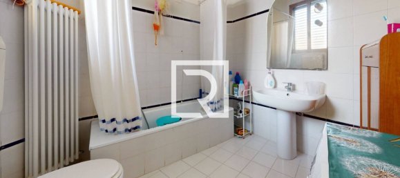 Квартира с 3 спальнями в Форли, Италия № 330154 20