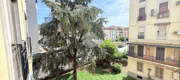 Квартира с 2 спальнями в Неаполь, Италия № 342242 9