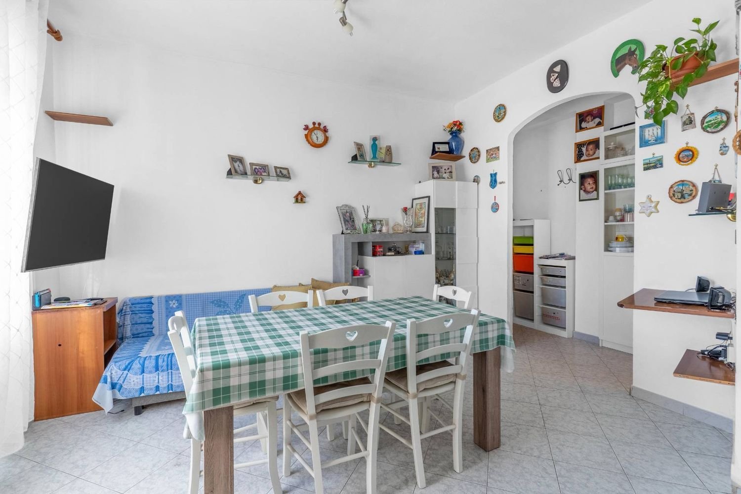 Apartamento de 2 habitaciónes en Segrate, Italy No. 290579