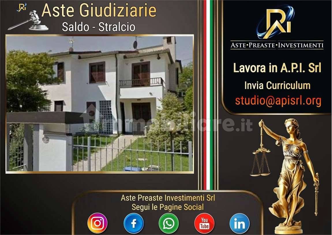 3 chambres Villa à Settimo Milanese, Italy No. 285721