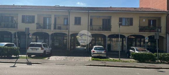 29m² Garage in Cormano, Italy No. 331054 5